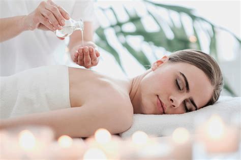 Massage sensuel complet du corps Massage sexuel Treillières